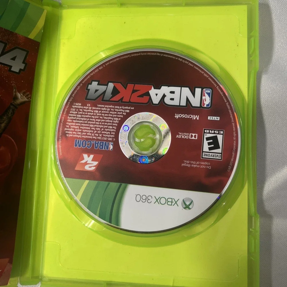 2K Games NBA 2K14 Video Game Xbox 360 OS Green LeBron James Basketball